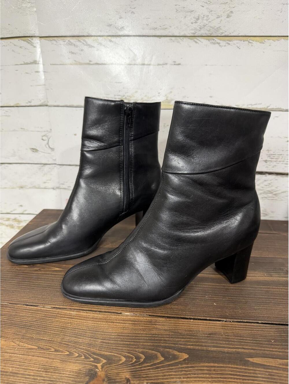 Naturalizer 'Christine' Dress Bootie Black Leather Heeled Women's Size 7.5 Wide